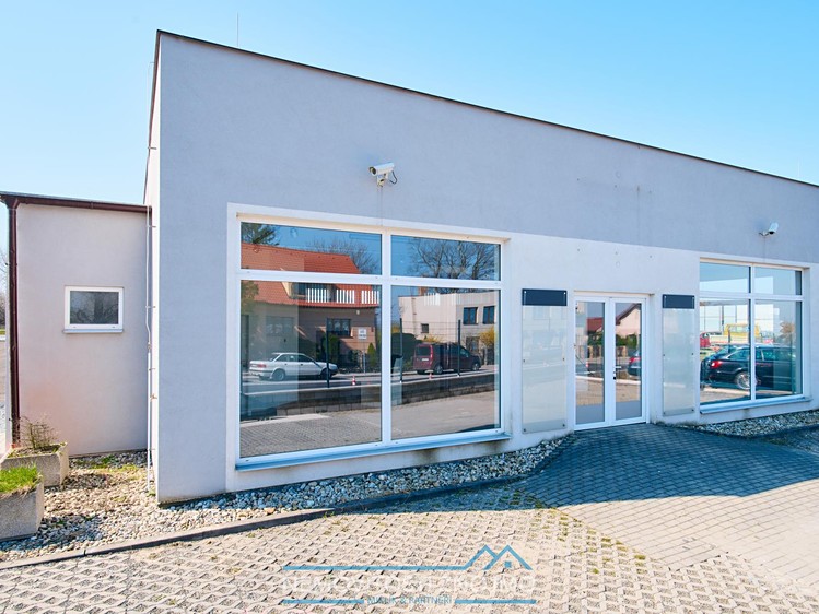 Prodej výrobní haly, prostoru 1 801 m² - foto 5