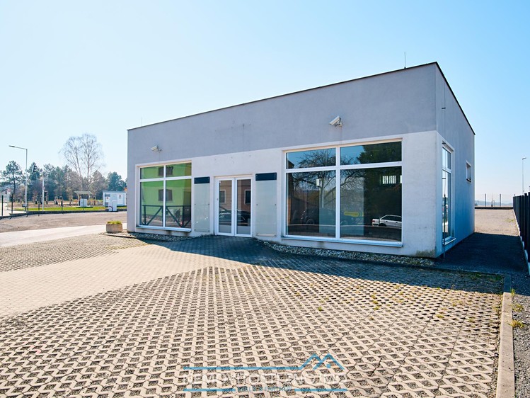 Prodej výrobní haly, prostoru 1 801 m² - foto 6
