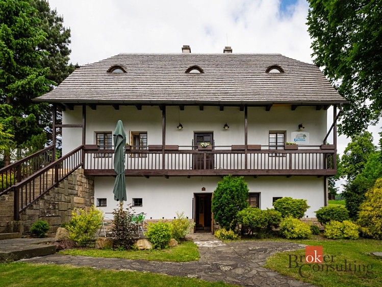 Prodej ubytovacího zařízení 275 m² - foto 1