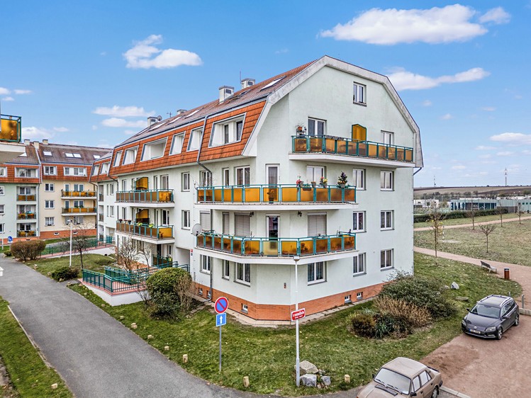 Prodej kanceláře 64 m² - foto 3