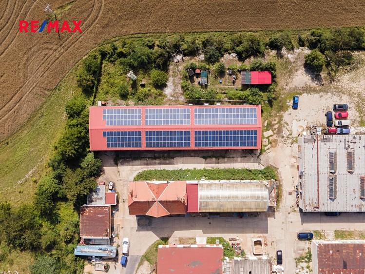 Prodej výrobní haly, prostoru 600 m² - foto 2