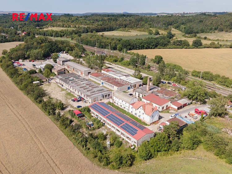 Prodej výrobní haly, prostoru 600 m² - foto 4