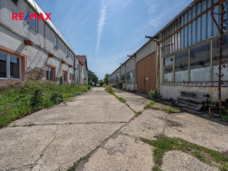 Prodej výrobní haly, prostoru 600 m² - foto 6