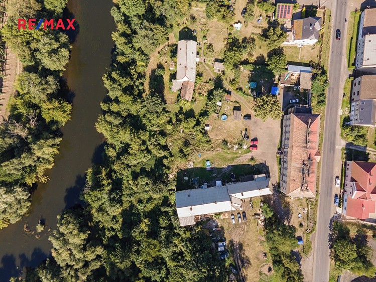 Prodej činžovního domu 1 065 m² - foto 2