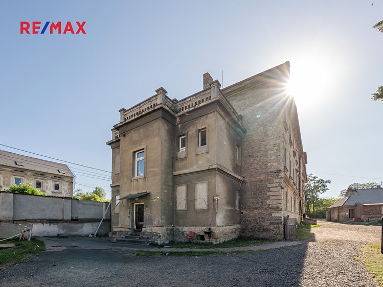 Prodej činžovního domu 1 065 m² - foto 8