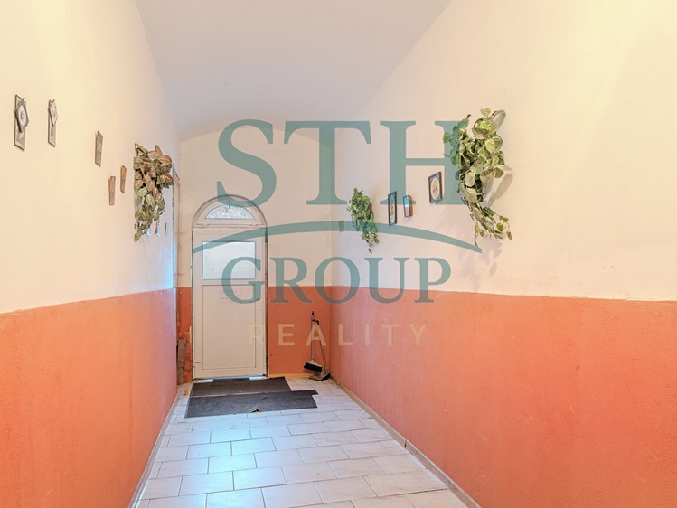 Prodej činžovního domu 300 m² - foto 4