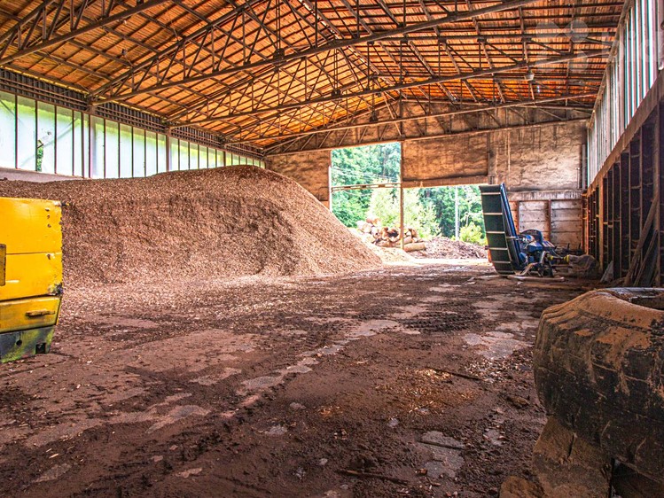 Prodej výrobní haly, prostoru 689 m² - foto 2