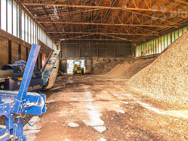 Prodej výrobní haly, prostoru 689 m² - foto 3