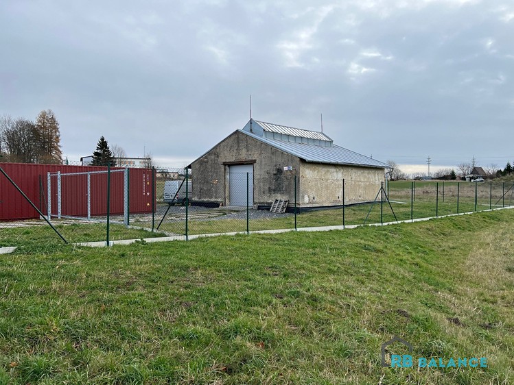 Prodej skladového prostoru 148 m² - foto 1