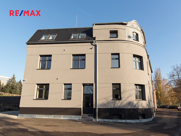 Prodej činžovního domu 576 m² - foto 1