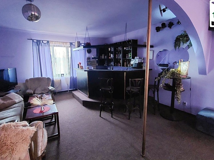 Prodej ubytovacího zařízení 160 m² - foto 2