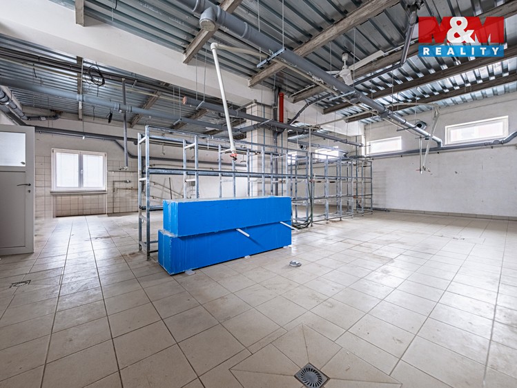 Prodej obchodního prostoru 326 m² - foto 2