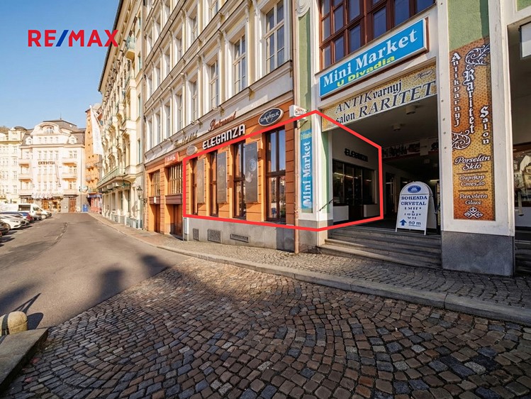Prodej obchodního prostoru 115 m² - foto 1