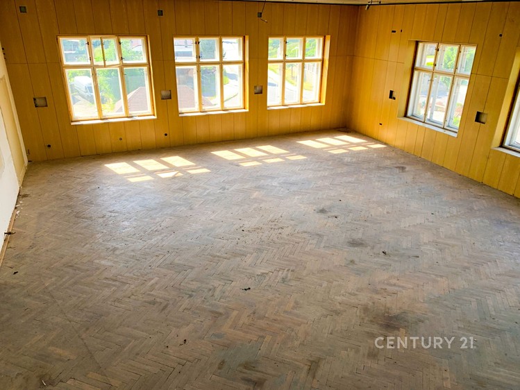 Prodej obchodního prostoru 150 m² - foto 2