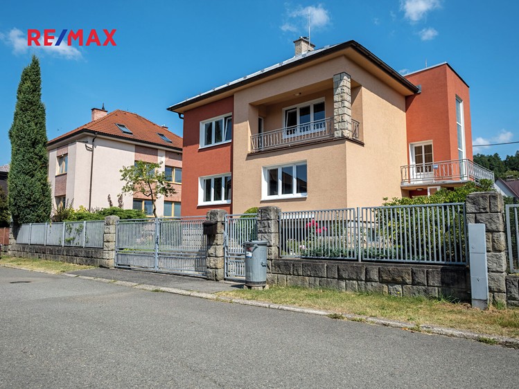 Prodej kanceláře 270 m² - foto 2
