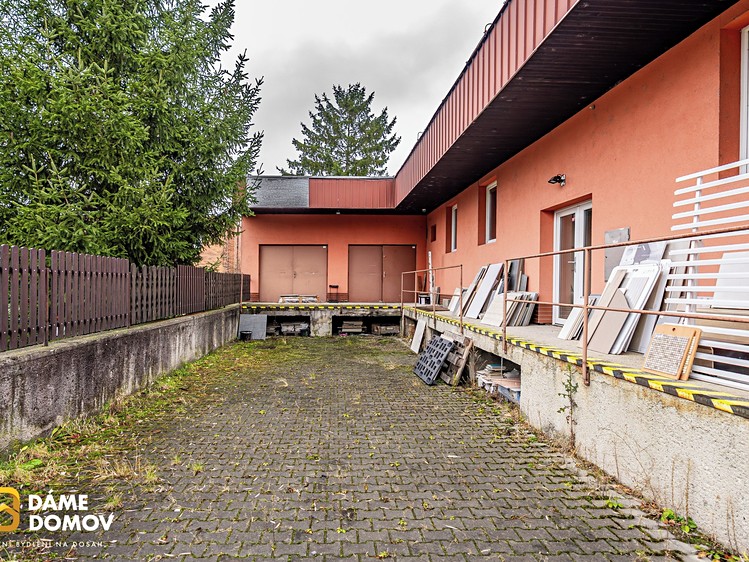 Prodej obchodního prostoru 423 m² - foto 6