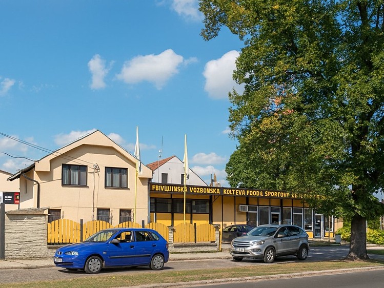Dražba výrobní haly, prostoru 1 826 m² - foto 1