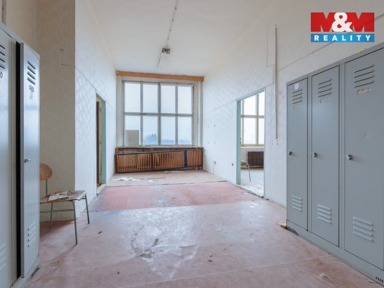 Prodej činžovního domu 2 400 m² - foto 8