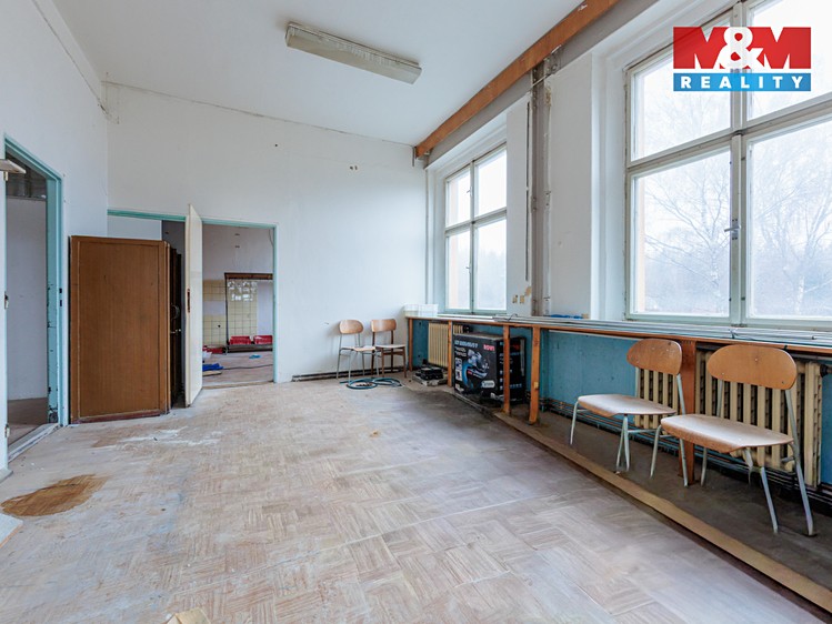 Prodej činžovního domu 2 400 m² - foto 6