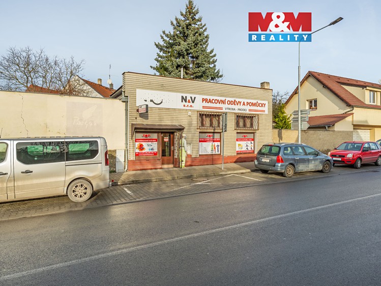 Prodej obchodního prostoru 87 m² - foto 1