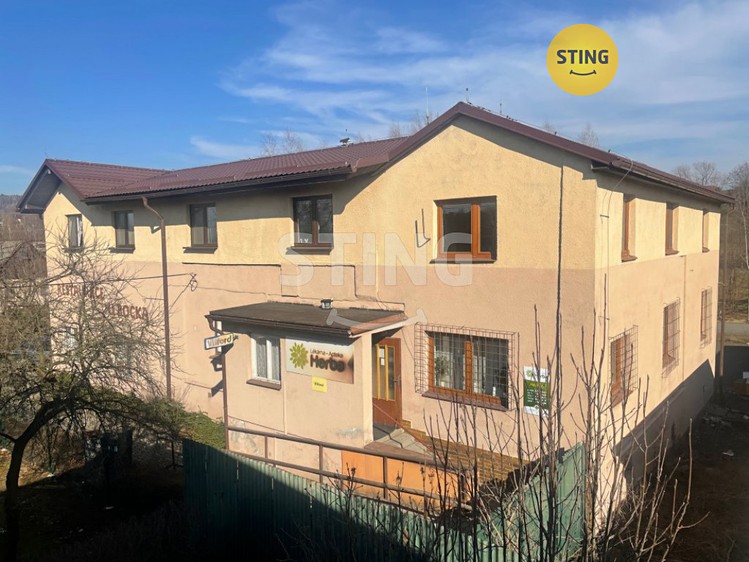Prodej komerční nemovitosti 200 m² - foto 1