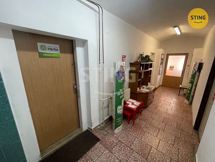 Prodej komerční nemovitosti 200 m² - foto 6