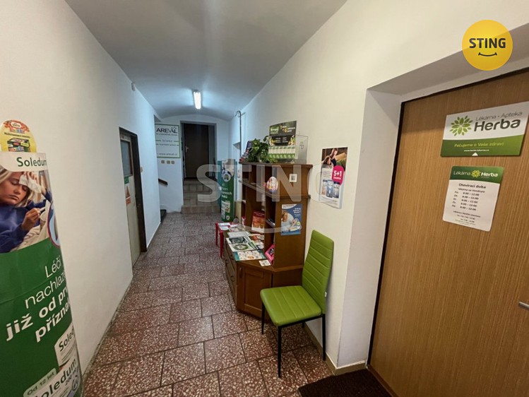 Prodej komerční nemovitosti 200 m² - foto 5