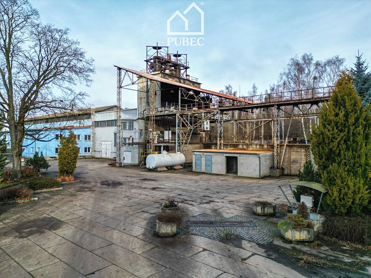 Prodej výrobní haly, prostoru 11 000 m² - foto 4