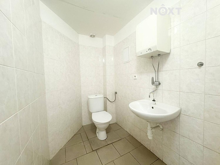 Prodej obchodního prostoru 48 m² - foto 6