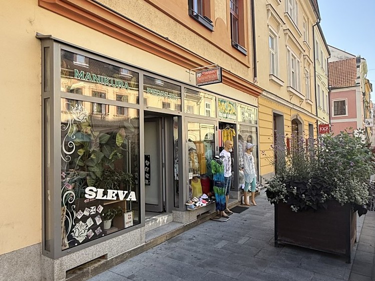Prodej komerční nemovitosti 470 m² - foto 2
