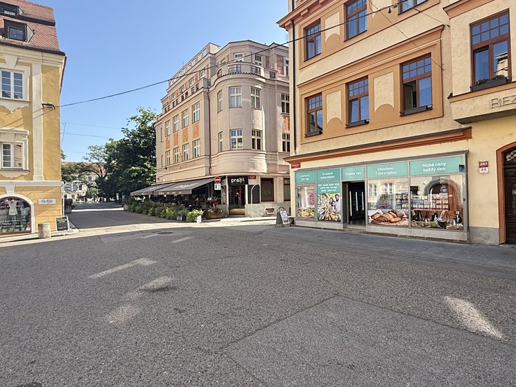 Prodej komerční nemovitosti 470 m² - foto 3