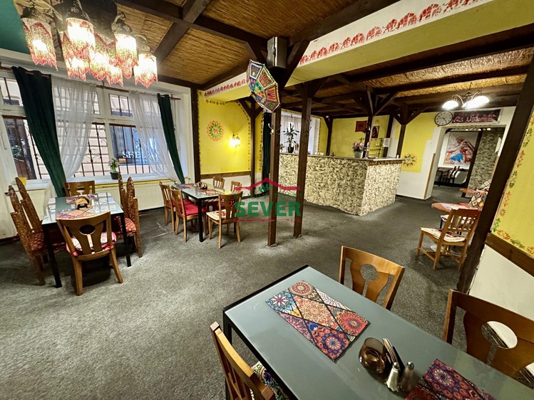 Prodej komerční nemovitosti 400 m² - foto 2
