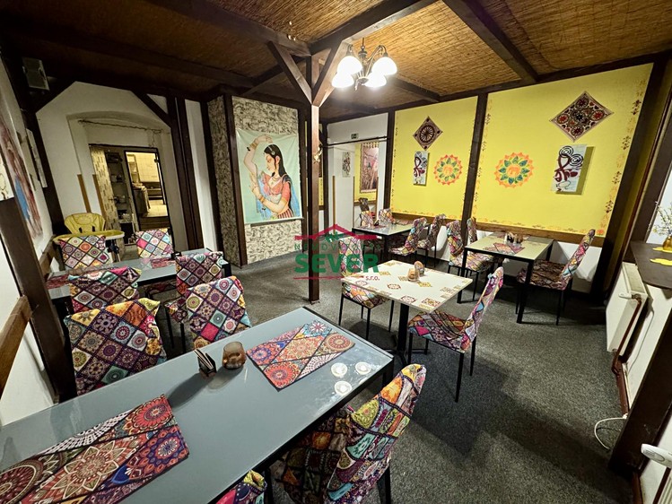 Prodej komerční nemovitosti 400 m² - foto 5