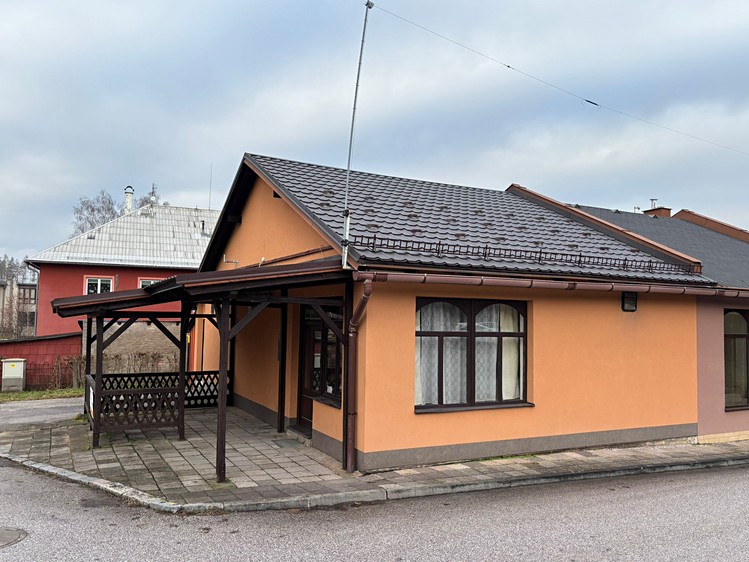 Prodej obchodního prostoru 80 m² - foto 1