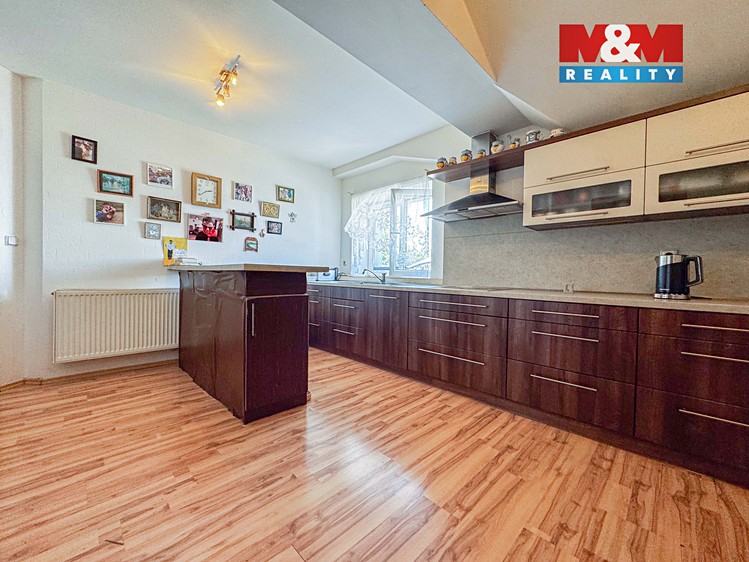 Prodej obchodního prostoru 743 m² - foto 4