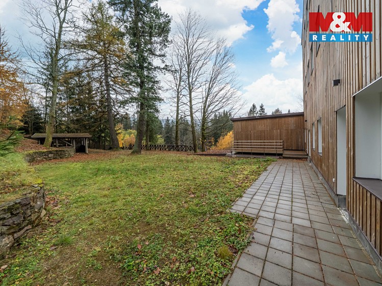 Prodej činžovního domu 683 m² - foto 2
