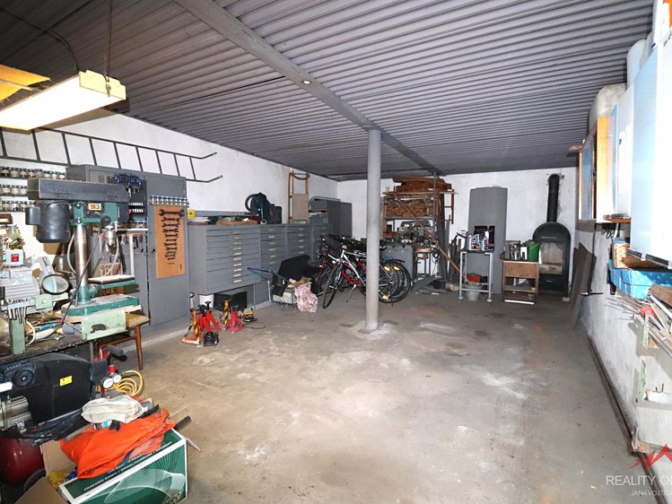 Prodej skladového prostoru 38 m² - foto 1