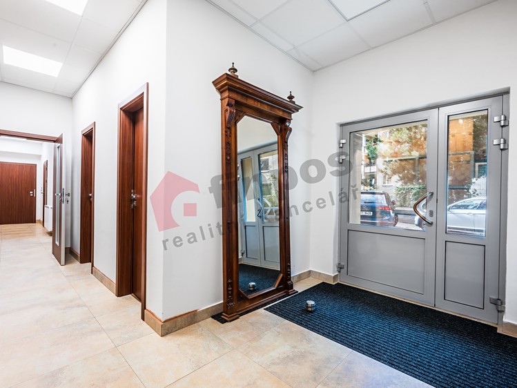 Prodej obchodního prostoru 544 m² - foto 5