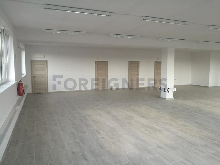 Pronájem kanceláře 119 m² - foto 5