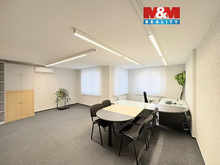 Pronájem kanceláře 34 m² - foto 1