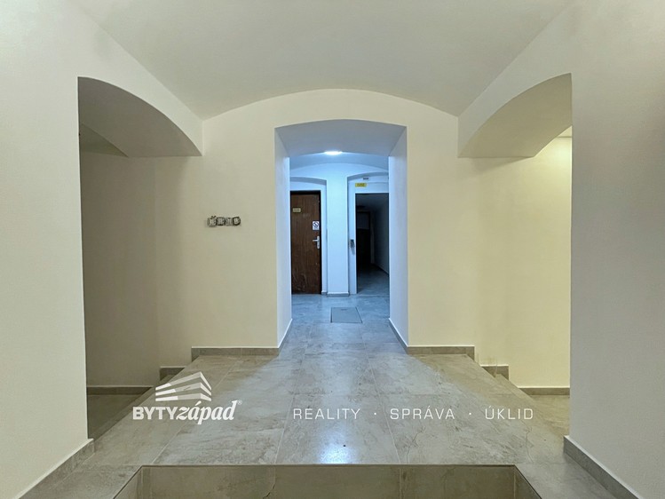 Pronájem restaurace 170 m² - foto 4