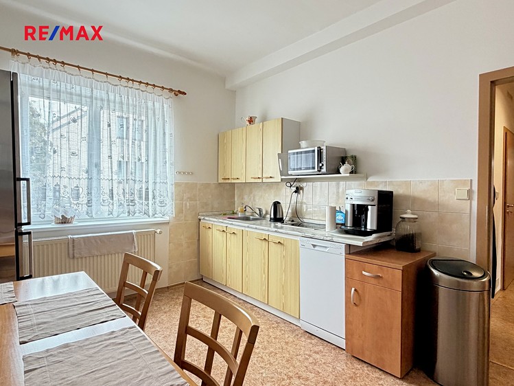 Pronájem kanceláře 120 m² - foto 3