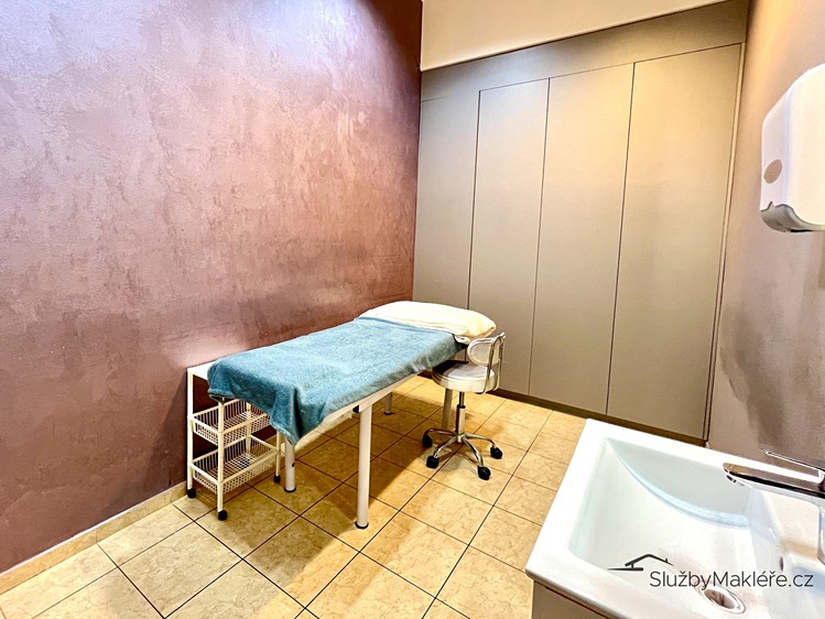 Pronájem komerční nemovitosti 92 m² - foto 8