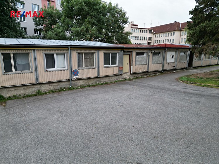 Pronájem kanceláře 542 m² - foto 6