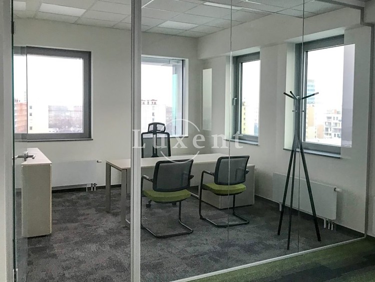 Pronájem kanceláře 260 m² - foto 3
