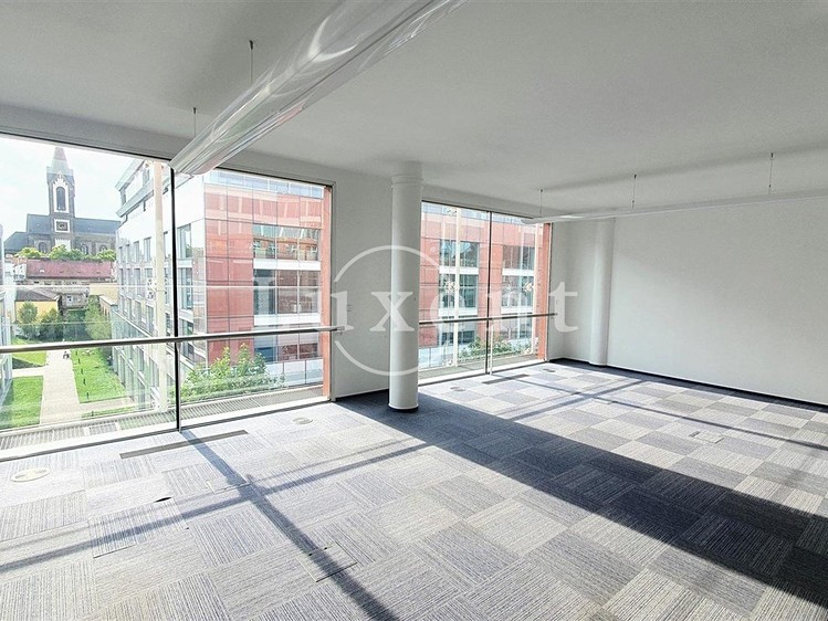 Pronájem kanceláře 870 m² - foto 2