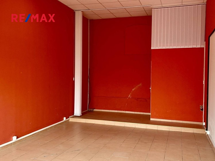 Pronájem obchodního prostoru 40 m² - foto 7
