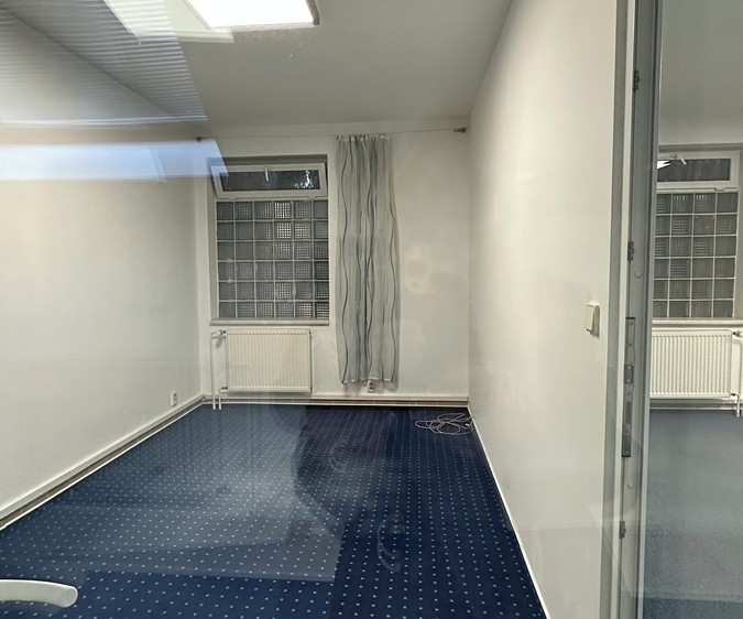 Pronájem kanceláře 79 m² - foto 6