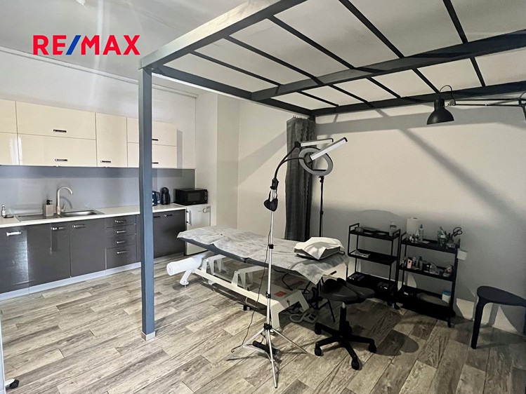 Pronájem obchodního prostoru 40 m² - foto 3