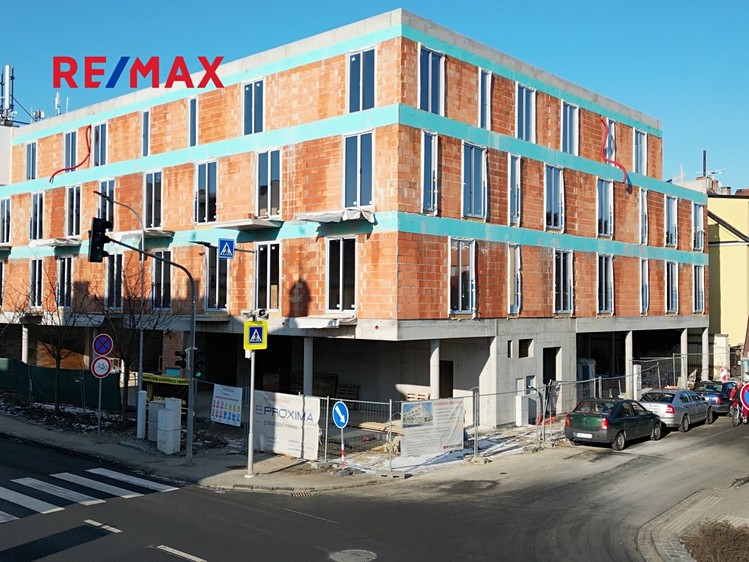 Pronájem obchodního prostoru 263 m² - foto 2